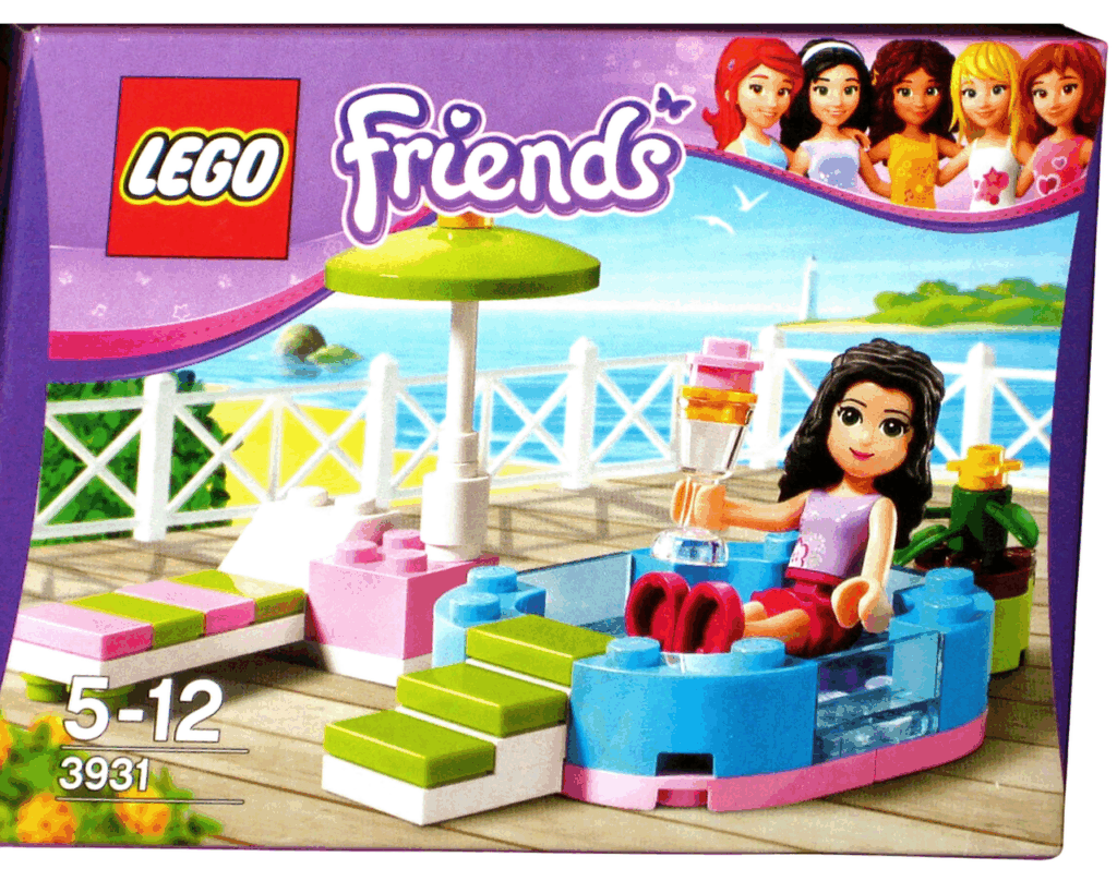 LEGO Friends 3931 ハッピープールサイド パッケージ。パラソルの下でドリンクを手にくつろぐエマと、ピンクとアクアブルーのプールが描かれている