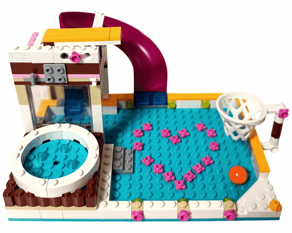 LEGO Friends 41008 スプラッシュプール 飛び込み台完成。タワー上に黄色い板が伸びている