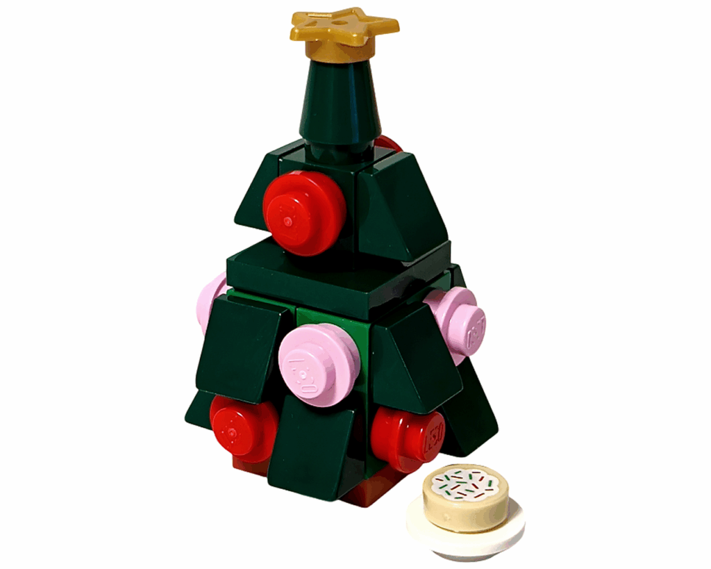 LEGO Friends 42668 クリスマスツリー完成。濃淡のグリーンに赤とピンクの飾り、上部に金色の星。